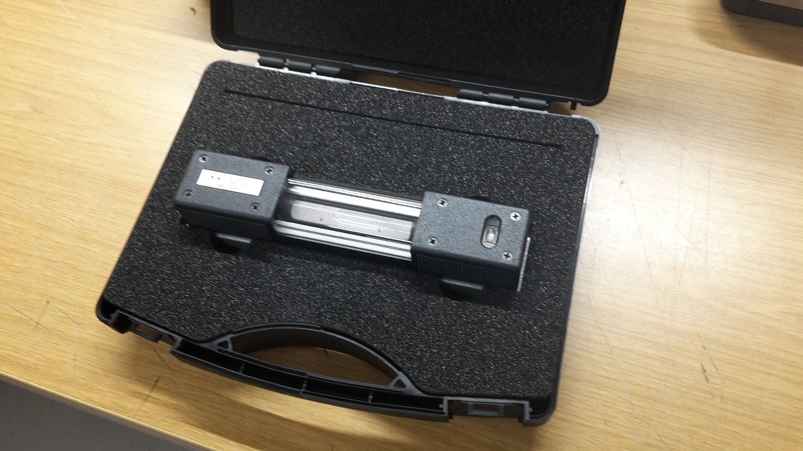 Precision Spirit Level – 200 mm, 0.3 mm/m - Image 2